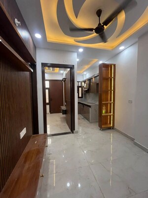 Room in 4 BHK Independent House at Uttam Nagar – for Sale
