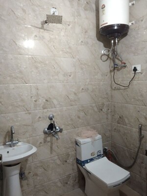 Bathroom in 1 BHK Apartment at Saket – for Rent