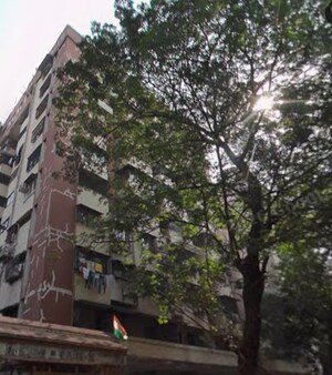  Apartment For Sale in Vishnu Nagar