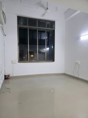 Room in 2 BHK Apartment at Kalpataru Magnus, Bandra East – for Rent