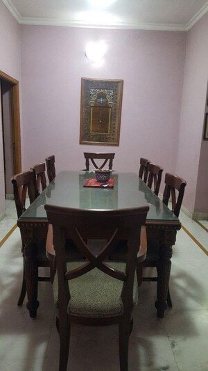 3 BHK Builder Floor For Rent in Sector 22