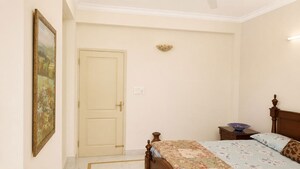Furnished Amenities in 3 BHK Builder Floor at Sector 22 – for Rent
