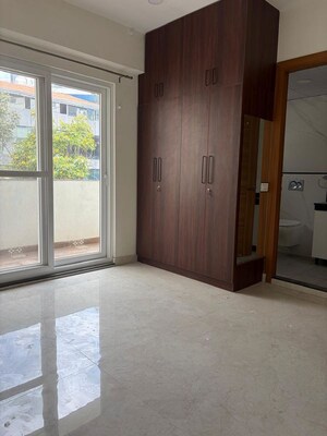 Room in 4 BHK Villa at Prestige Ozone, Whitefield – for Sale