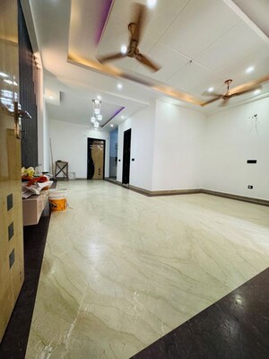 2 BHK Apartment For Rent in Chattarpur