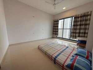 Room in 2 BHK Apartment at Marathon Monte South, Byculla West – for Rent