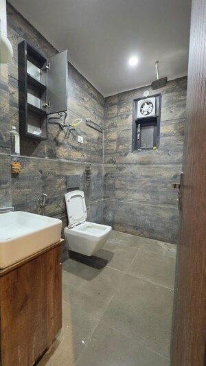 Bathroom in 3 BHK Apartment at Palm Residency Chhatarpur, Chattarpur – for Rent