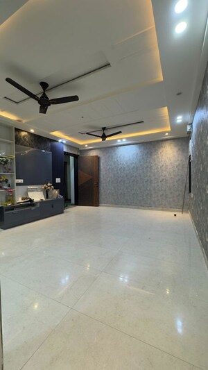 Living Room in 3 BHK Apartment at Palm Residency Chhatarpur, Chattarpur – for Rent