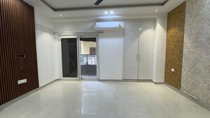 Room in 3 BHK Apartment at Palm Residency Chhatarpur, Chattarpur – for Rent