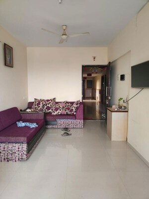 2 BHK Apartment For Rent in Mayfair The View, Vikhroli West