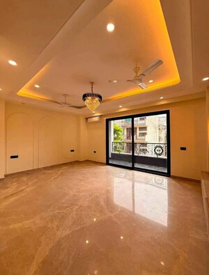4 BHK Builder Floor For Rent in Chattarpur