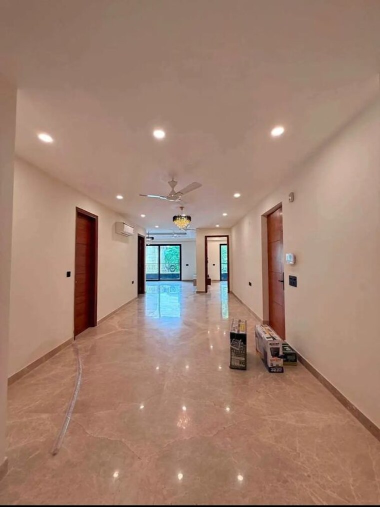 Dining area, chattarpur 4 Bedroom 250 Sq.Yd. Builder Floor In Chattarpur Delhi 10700089