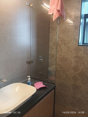 Bathroom in 3 BHK Apartment at Signature Global City 63A, Sector 63a – for Rent