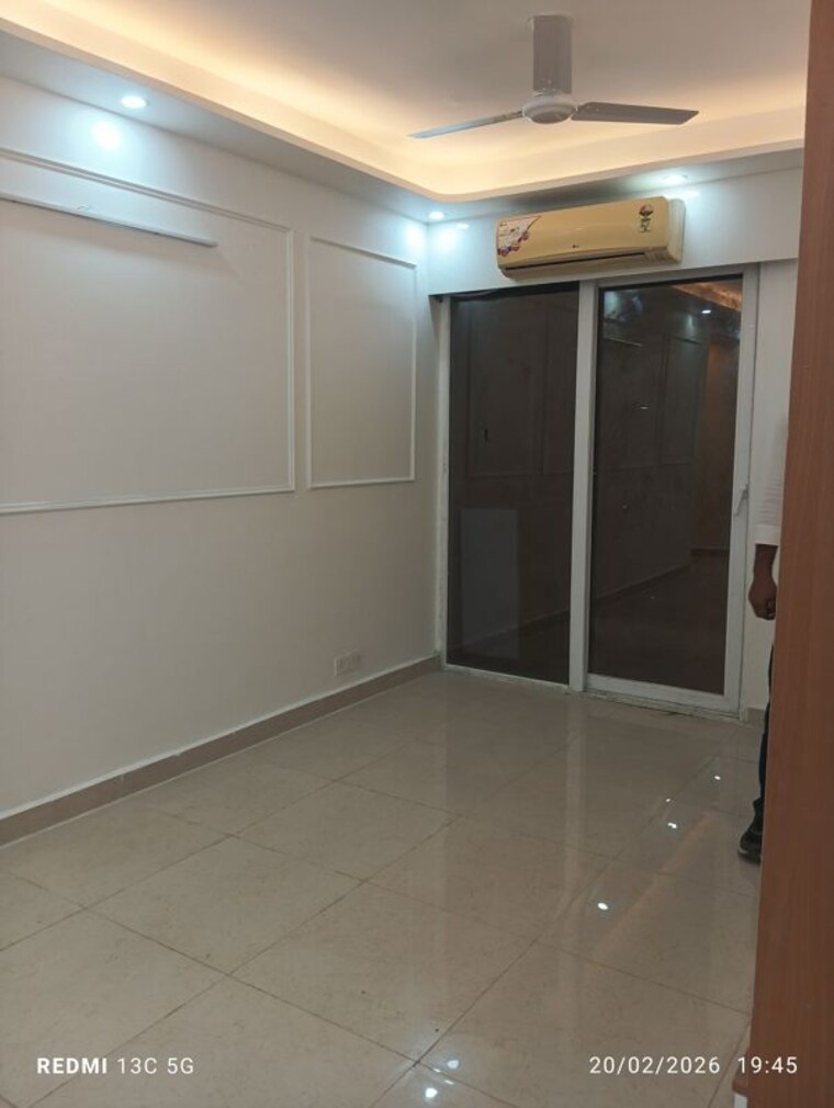 Room, signature-global-prime 2 Bedroom 590 Sq.Ft. Apartment In Sector 63a Gurgaon 10700117