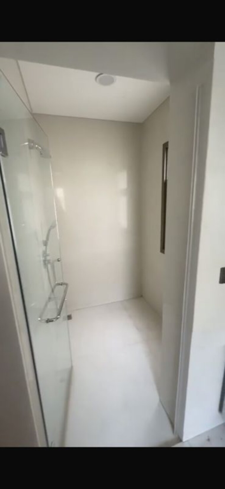 Bathroom, sobha-international-city-presidential-villa 5 Bedroom 400 Sq.Yd. Villa In Sector 109 Gurgaon 10700107