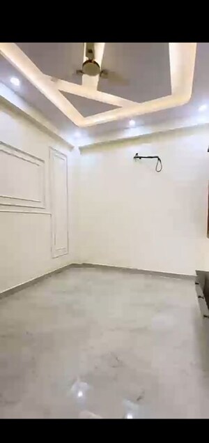 Room in 2 BHK Independent House at Vipin Garden – for Sale
