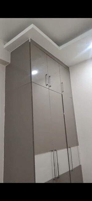 Furnished Amenities in 4 BHK Apartment at US Pine Homes, Dhakoli – for Rent