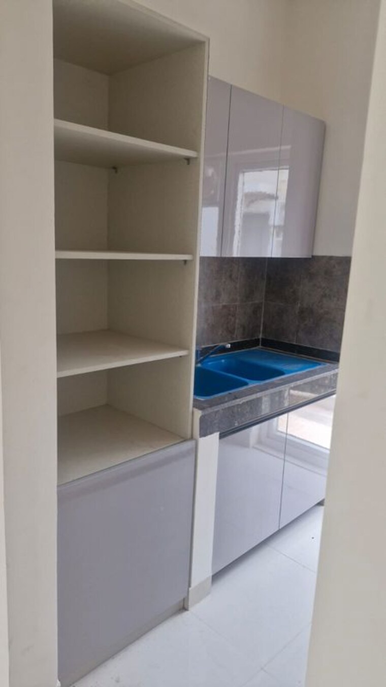 Bathroom, bptp-green-oaks 3 Bedroom 130 Sq.Ft. Builder Floor In Sector 70a Gurgaon 10700133