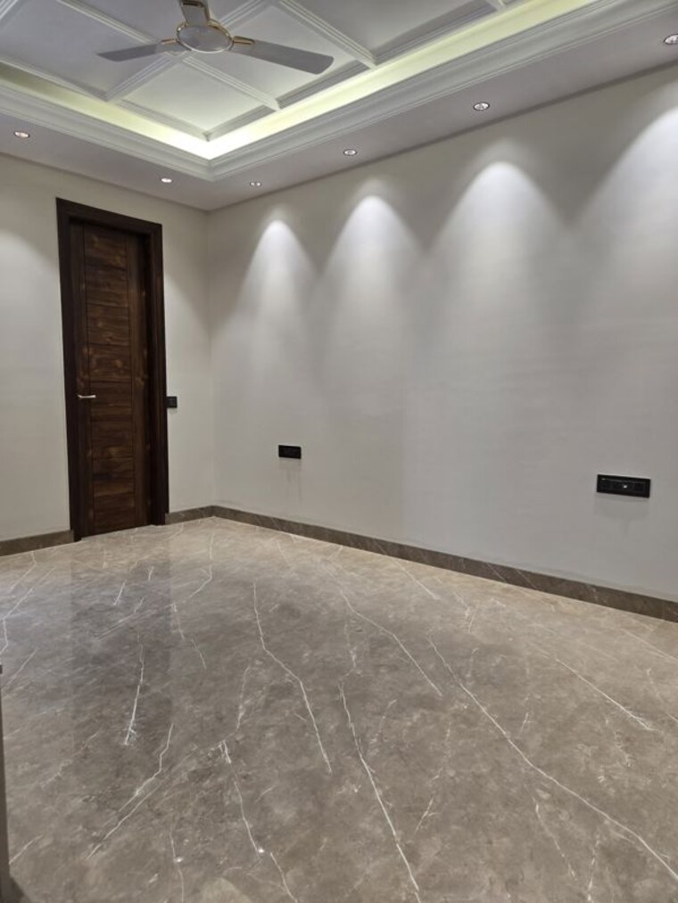 Room, bptp-green-oaks 3 Bedroom 130 Sq.Ft. Builder Floor In Sector 70a Gurgaon 10700133