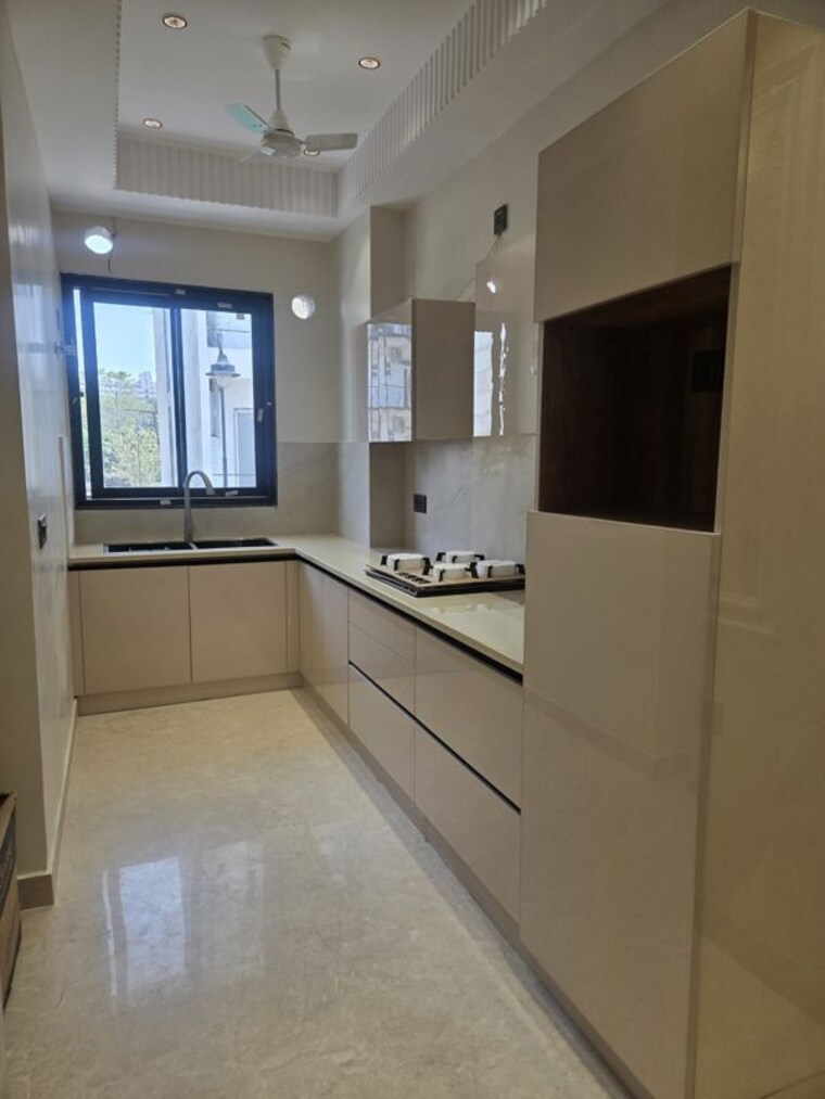 Room, bptp-green-oaks 3 Bedroom 130 Sq.Ft. Builder Floor In Sector 70a Gurgaon 10700133