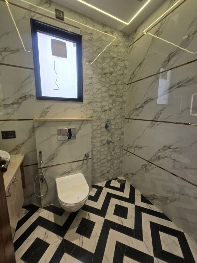 Bathroom, bptp-green-oaks 3 Bedroom 130 Sq.Ft. Builder Floor In Sector 70a Gurgaon 10700133