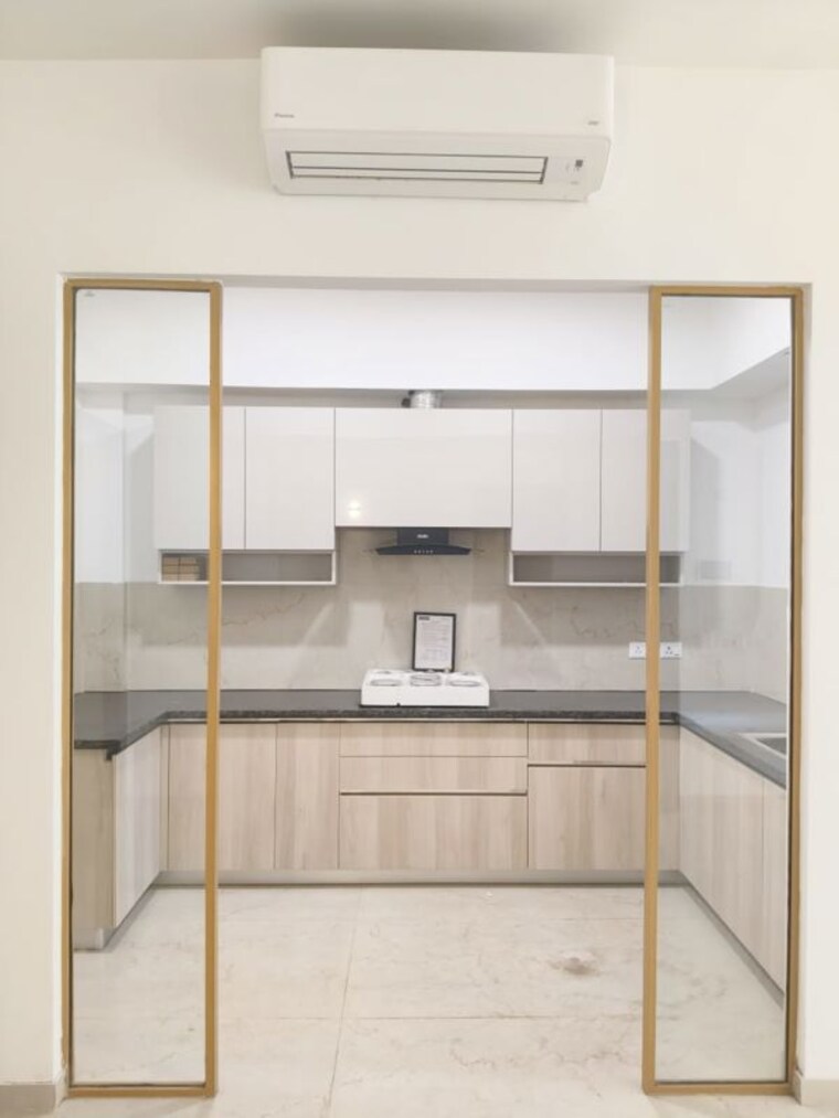 Bathroom, smart-world-orchard 3 Bedroom 1680 Sq.Ft. Builder Floor In Sector 61 Gurgaon 10700146