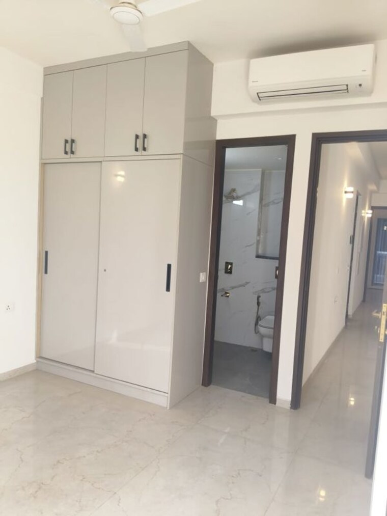 undefined, smart-world-orchard 3 Bedroom 1680 Sq.Ft. Builder Floor In Sector 61 Gurgaon 10700146