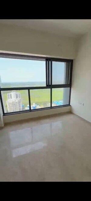 Room in 3 BHK Apartment at Sheth 72 West, Andheri West – for Sale