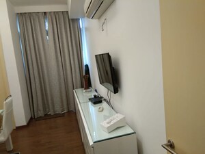 Bathroom in 4 BHK Apartment at Ireo Victory Valley, Sector 67 – for Rent