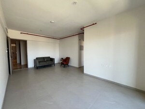 Room in 2 BHK Apartment at Nandivardhan Park Pallazzo, Dadar East – for Sale