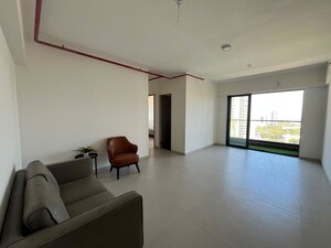 Room in 2 BHK Apartment at Nandivardhan Park Pallazzo, Dadar East – for Sale