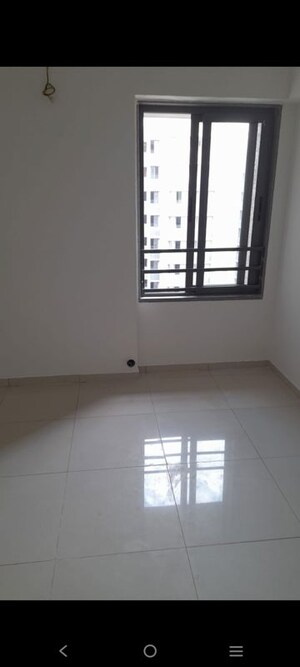 Room in 2 BHK Apartment at Goyal Orchid Blues, Shela – for Rent