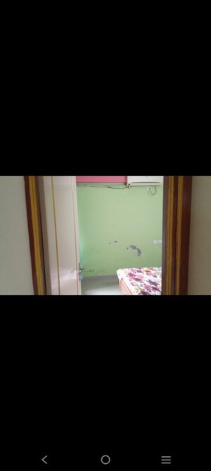 Room in 2 BHK Apartment at Ganesh Malabar County, Near Nirma University On Sg Highway – for Rent