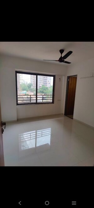 Room in 3 BHK Apartment at Virasat Palm Glory 3, Chandkheda – for Rent