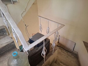Team Area in 2.5 BHK Builder Floor at Rajat Vihar – for Rent