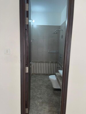 Bathroom in 3.5 BHK Apartment at Kalpataru Radiance, Goregaon West – for Rent