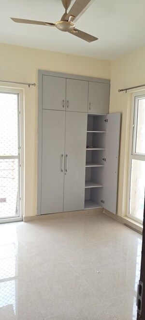 Room in 3 BHK Apartment at Sikka Kimaantra Greens, Sector 79 – for Rent