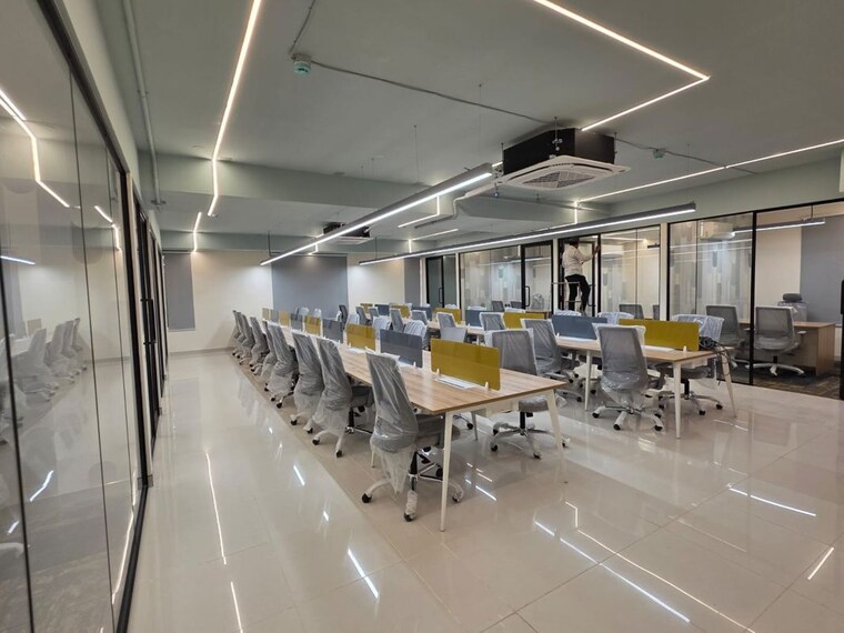 Gym, madhapur Commercial Office Space 3000 Sq.Ft. In Madhapur Hyderabad 10700343