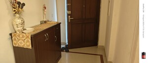 Furnished Amenities in 3 BHK Apartment at Vipul Greens, Sector 48 – for Rent