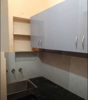 Kitchen in 1 BHK Builder Floor at Sector 40 – for Rent