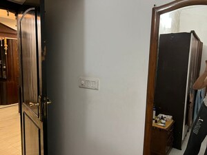 Furnished Amenities in 4 BHK Apartment at Vipul Greens, Sector 48 – for Rent