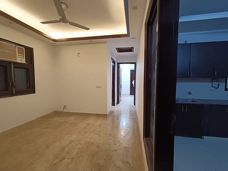 Room, greater kailash i 3 Bedroom 1800 Sq.Ft. Builder Floor In Greater Kailash I Delhi 10700362