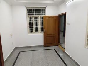 Room in 3 BHK Apartment at Burj Banjara, Banjara Hills – for Rent