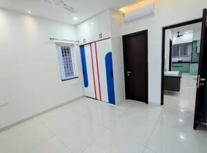 Room in 3 BHK Apartment at Aparna Zenon, Puppalaguda – for Rent