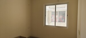 Room in 3 BHK Apartment at Aurobindo The Regent, Kondapur – for Rent