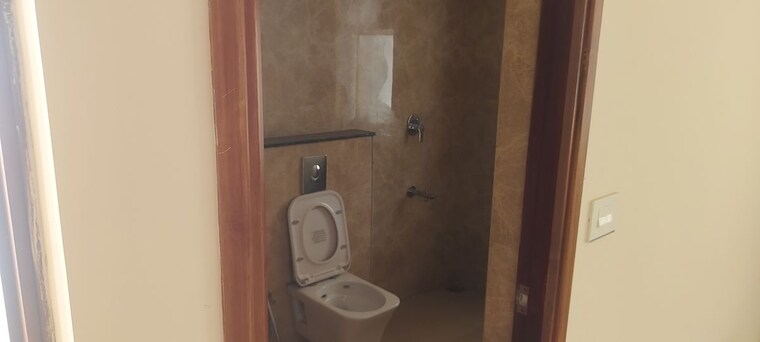 Bathroom, aurobindo-the-regent 3 Bedroom 1700 Sq.Ft. Apartment In Kondapur Hyderabad 10700396