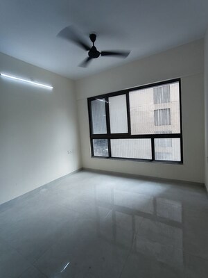 Room in 1 BHK Apartment at Siddha Sky, Sion – for Rent
