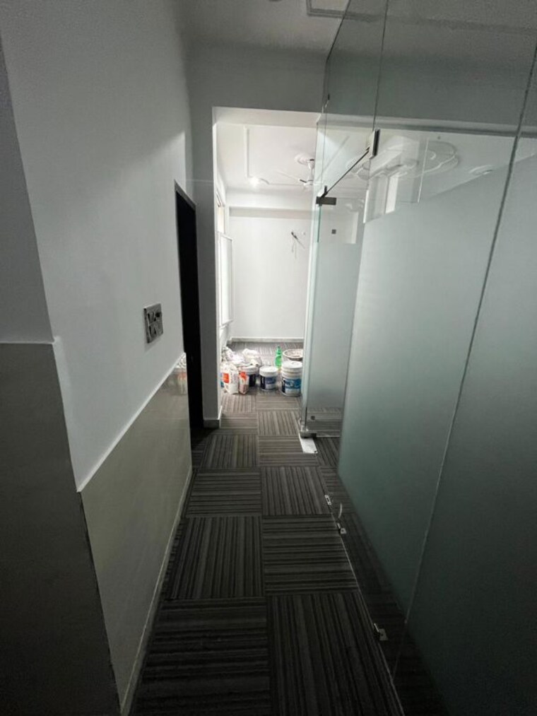undefined, sector 15 Commercial Office Space 900 Sq.Ft. In Sector 15 Gurgaon 10700458