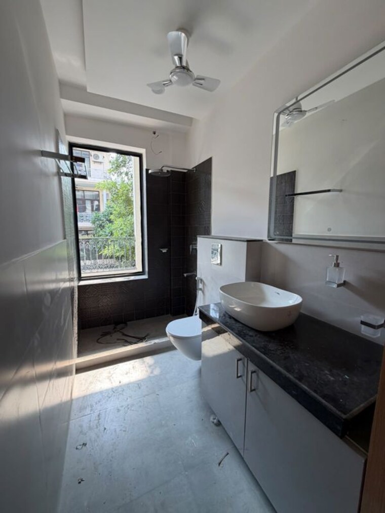 Kitchen, sector 14 3 Bedroom 2250 Sq.Ft. Builder Floor In Sector 14 Gurgaon 10700477