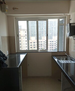Kitchen in 1 BHK Apartment at LnT Veridian, Powai – for Sale