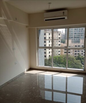 Room in 1 BHK Apartment at LnT Veridian, Powai – for Sale